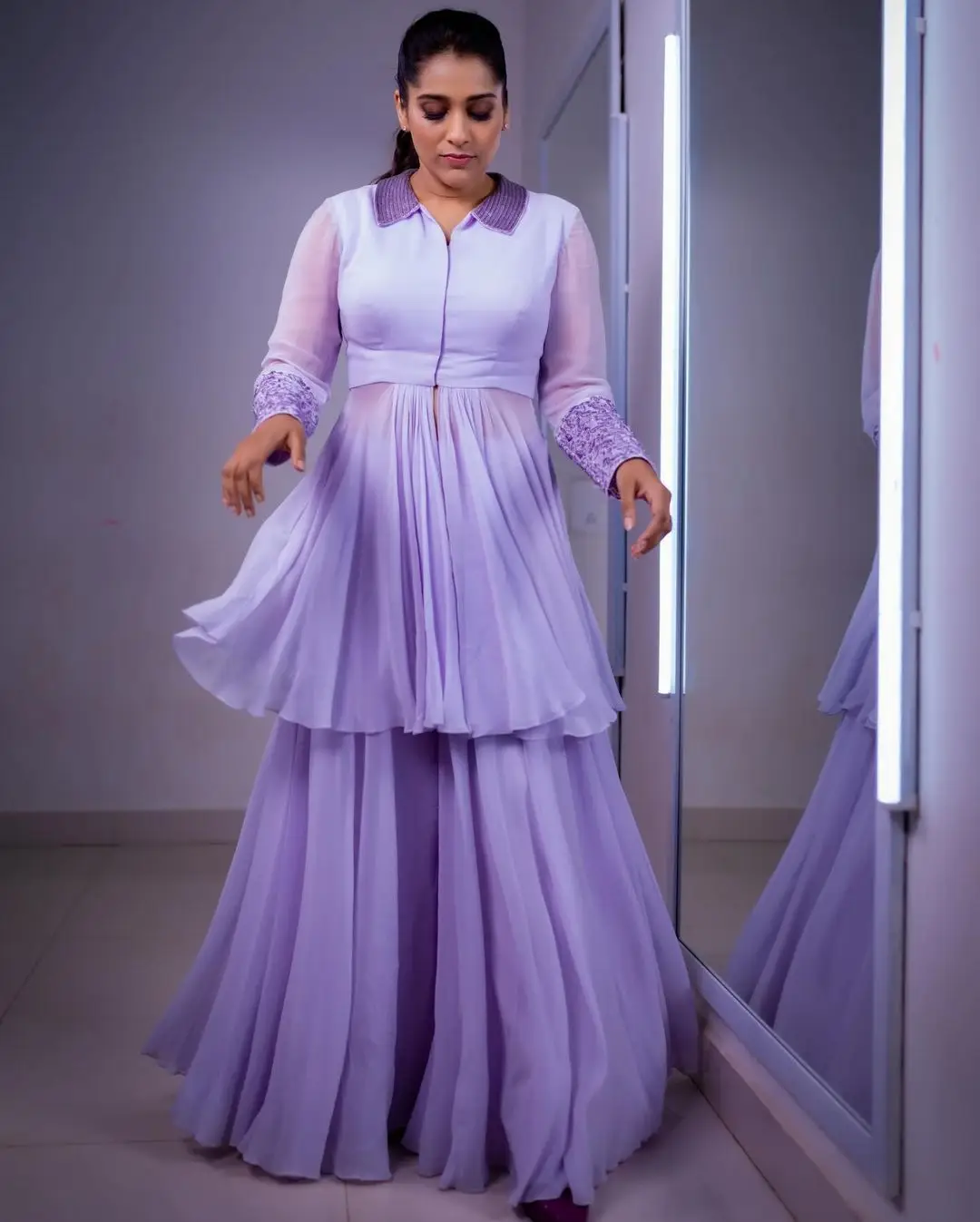 ETV Anchor Rashmi Gautam  Photos In Violet Gown